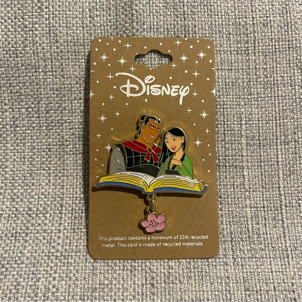 Disney Mulan Shang & Mulan Reading Dangling Charm Enamel Pin